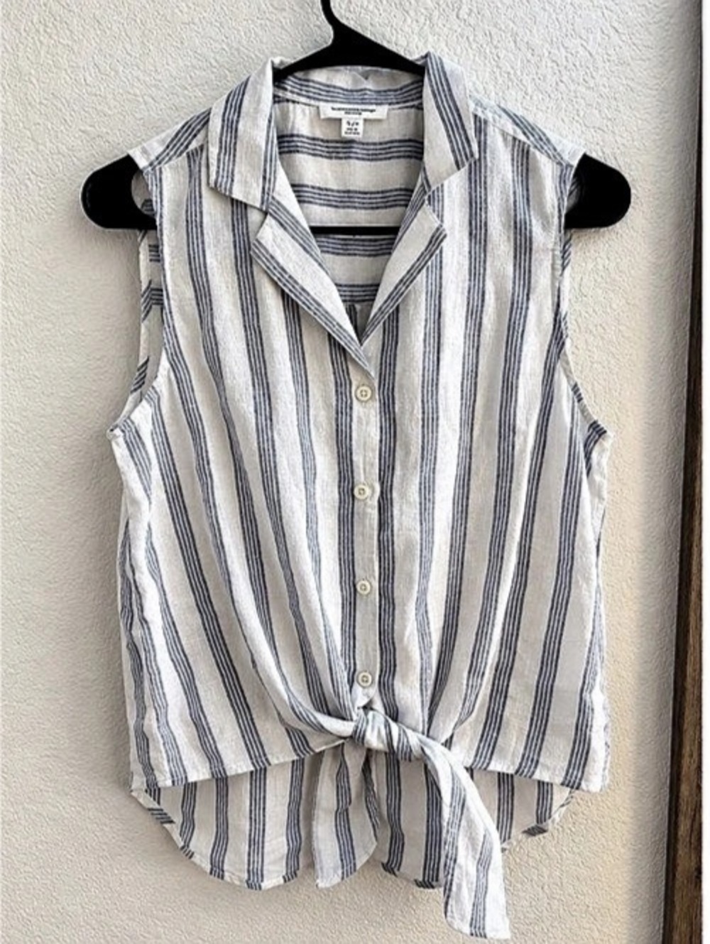 Beachlunchlounge Collection Striped Tie-Front Top in White & Blue Size S/P Like